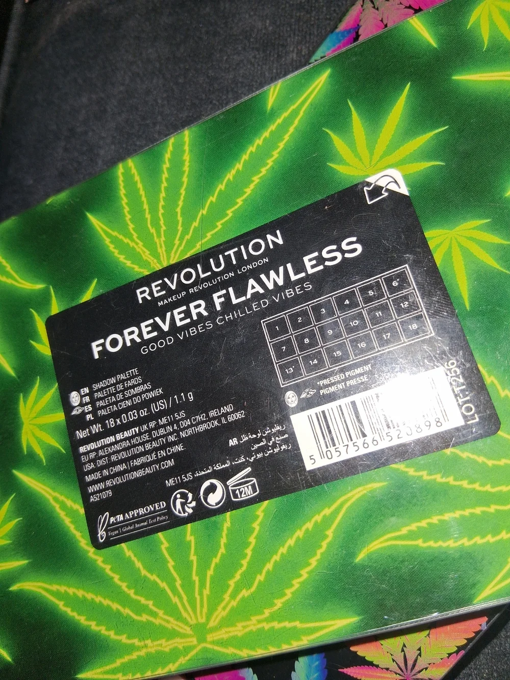 Revolution compact eyeshadow